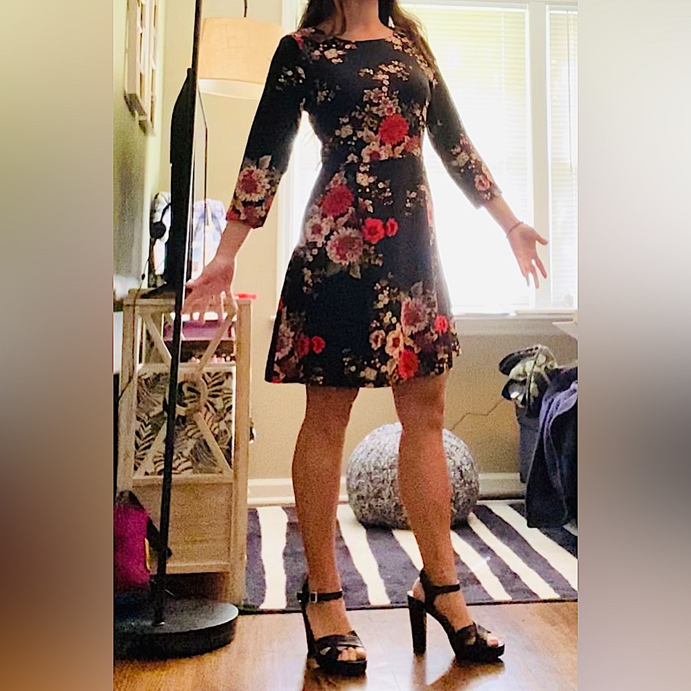 Mid length A line floral dress with pockets